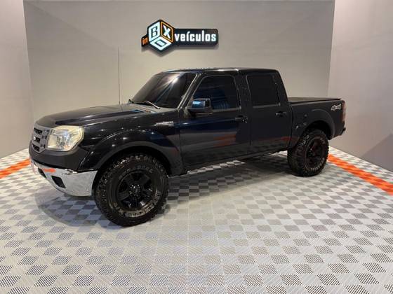 FORD RANGER 3.0 XLT 4X4 CD 16V TURBO ELETRONIC DIESEL 4P MANUAL FORD RANGER 3.0 XLT 4X4 CD 16V TURBO ELETRONIC DIESEL 4P MANUAL
